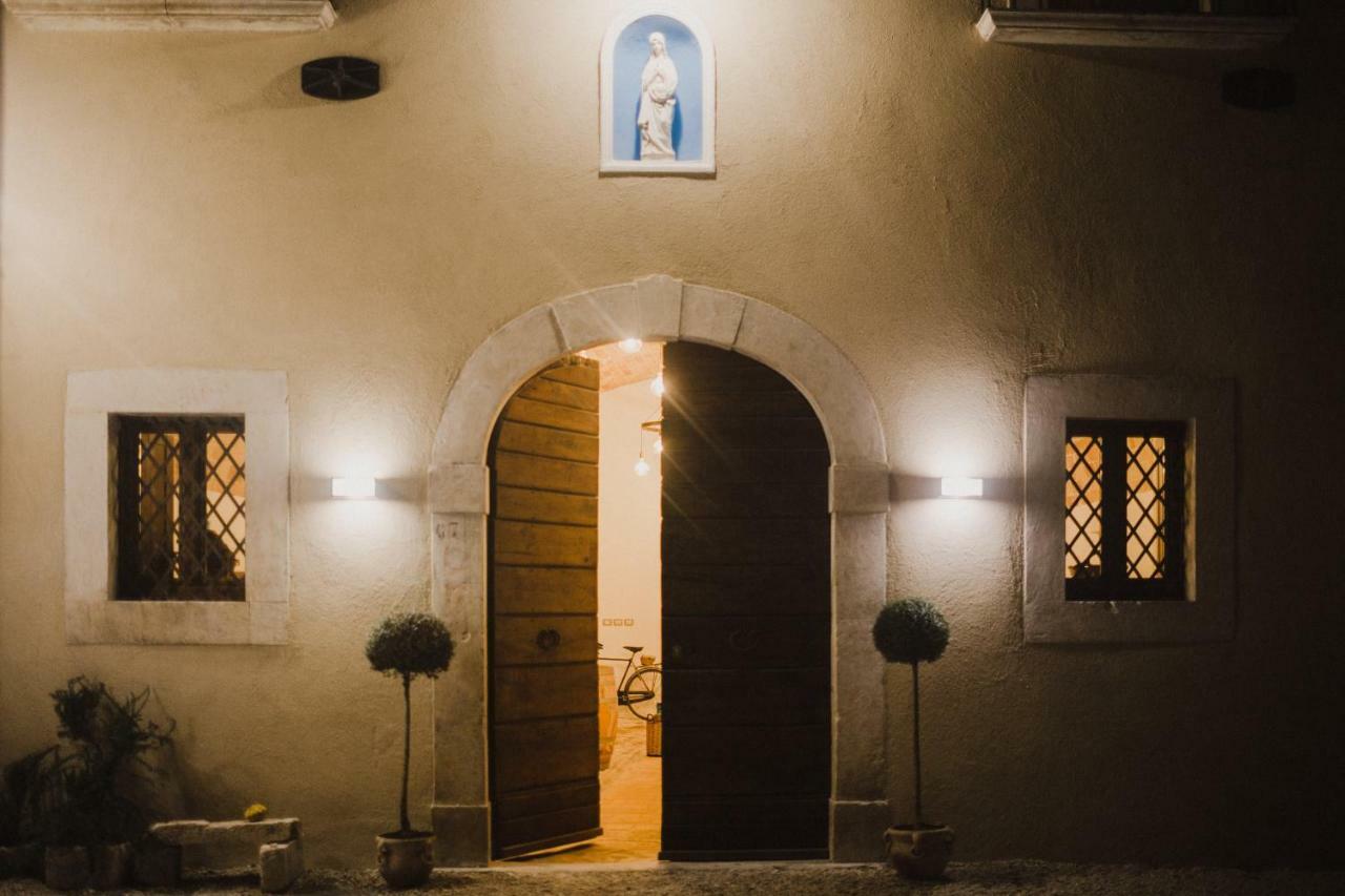 Dimora Dell'Arte Hotell Navelli Eksteriør bilde